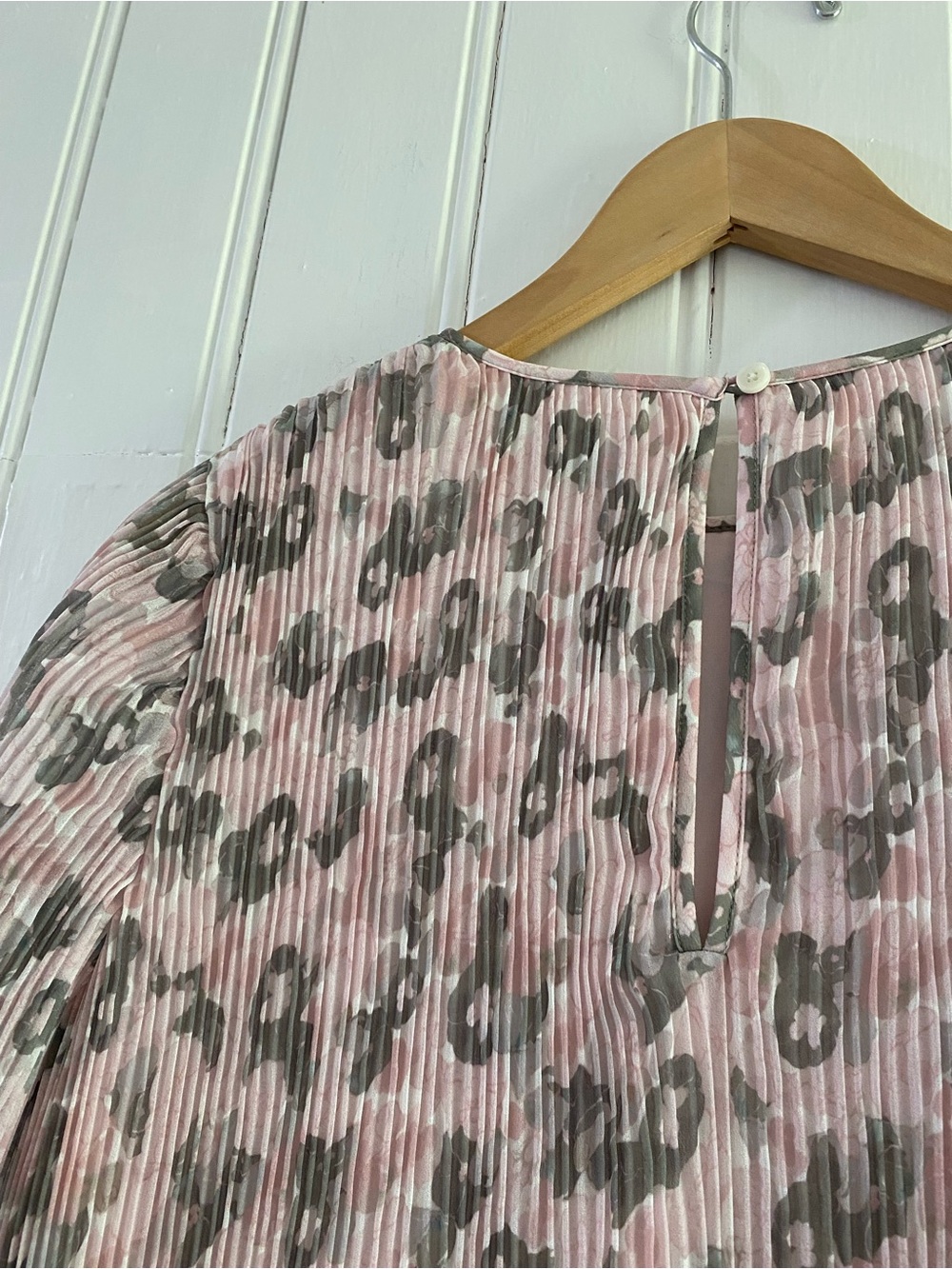 ARITZIA WILFRED NWTs daydreamer mini dress chiffon floral pink/sage size small - Picture 12 of 13
